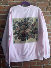 Charger l&#39;image dans la galerie, The Travelling Gallery Sweaters
